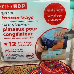 FREE**NEW!! SKIP HOP EASYVFILL FREEZER TRAYS Two trays each w six sections